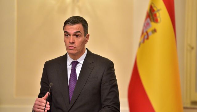 Mayoría contra Sánchez