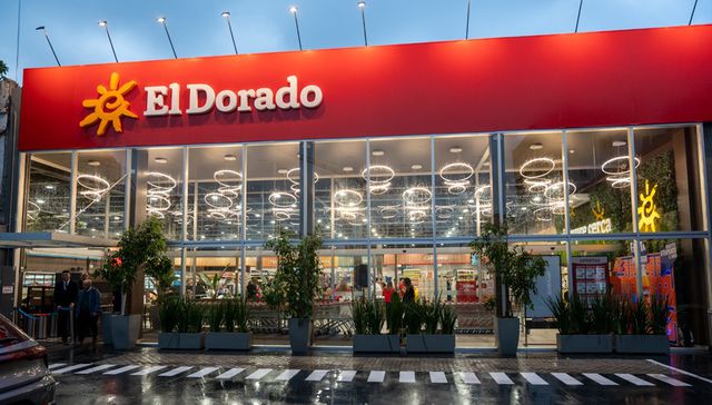 La cadena de Supermercados El Dorado abrió su primera gran superficie en Montevideo