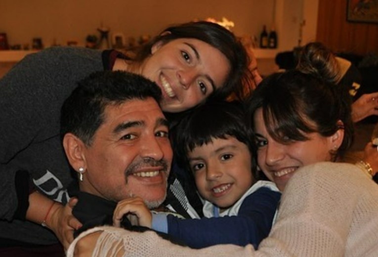 Juicio por la muerte de Maradona dio un nuevo giro y apunta a que sufrió una muerte súbita