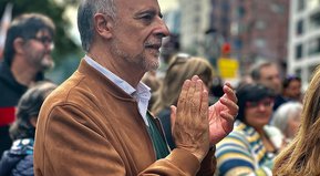 Entre Iglesia y centroizquierda