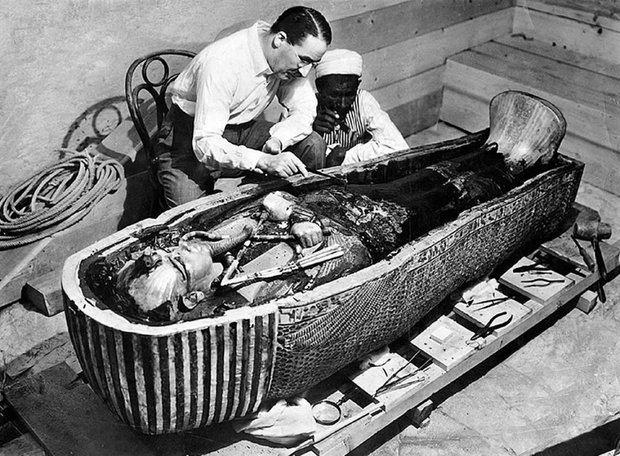 Más de cien años después un investigador devela la maldición de Tutankamón