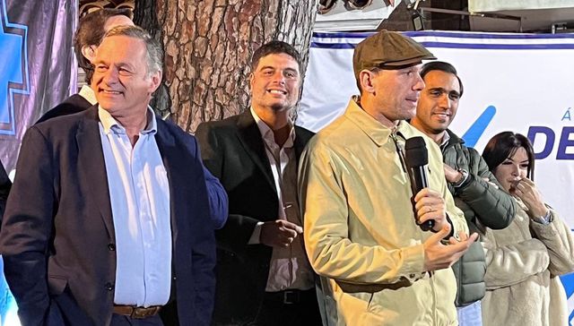 Dejo caer una lágrima azul