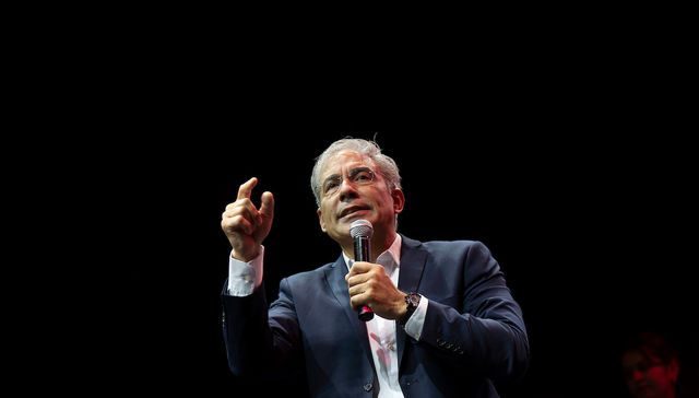 El uno y el dos, bailando dos y uno