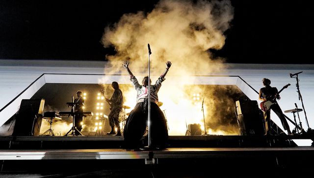 ¿Estoy mirando lo que pasa y qué?