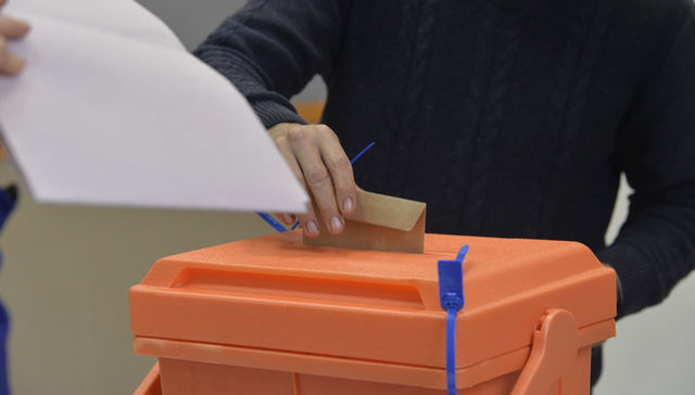 A pasitos de las urnas