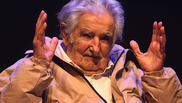 Guardo escondida una esperanza