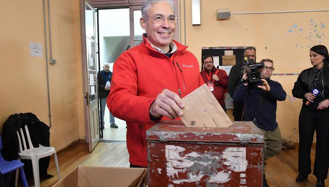 Silbando de felicidad