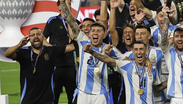 Escuchen, corran la bola