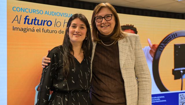 Antel y Anep organizan “Al futuro lo hacemos juntos”, un concurso sobre telecomunicaciones