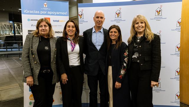 Asociación Casa Ronald McDonald y Grupo Planeta invitaron a la conferencia de Silvio Raij