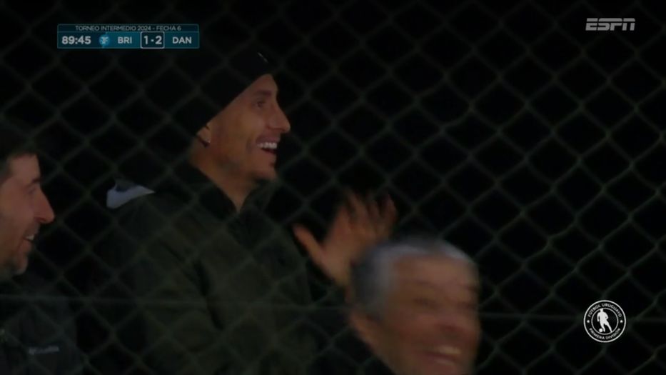 Josema celebrando el agónico gol de Tizón. Foto: Captura Disney +