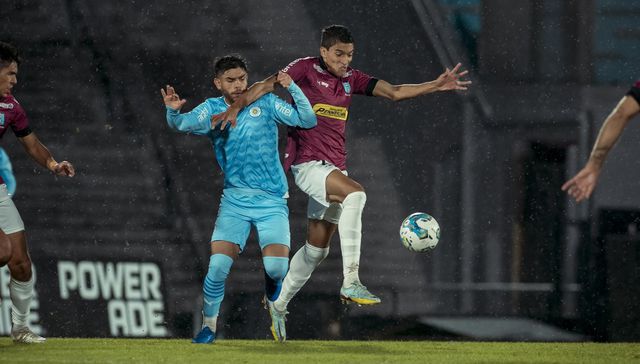 A falta de primera...