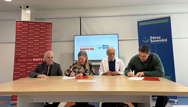 Fundación Mapfre y Pérez Scremini firman convenio de apoyo en pedagogía hospitalaria
