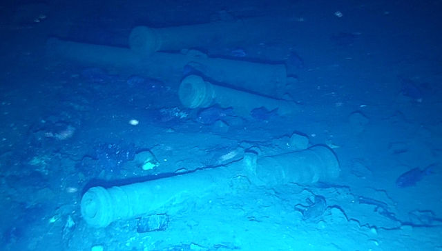 El pecio de la historia