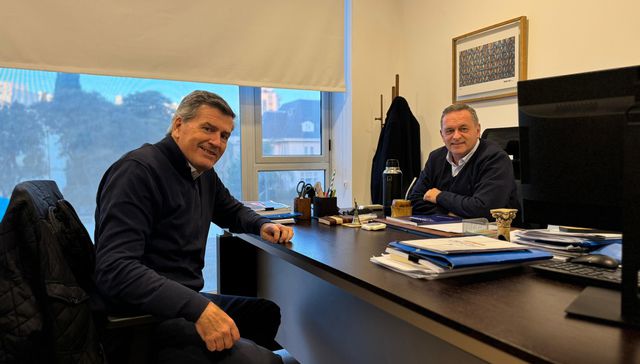 De visitante o de local