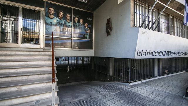 Negro sobre blanco