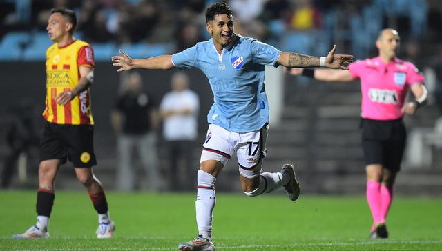 A dos puntas y puntos