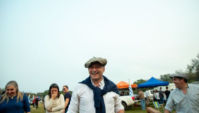 A puro relincho y discurso