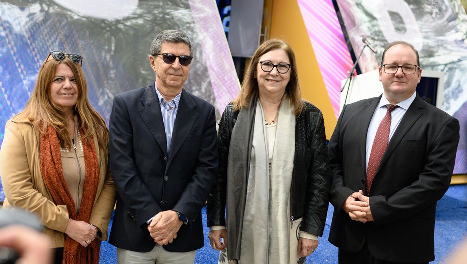 Humberto Roca, Elena Grauert, Diego Machín y Annabela Suburú. Foto: Ronchi Peña