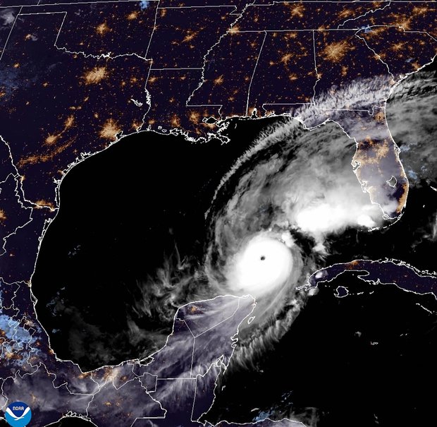 EFE/NOAA-NHC