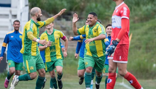 Empujando para entrar