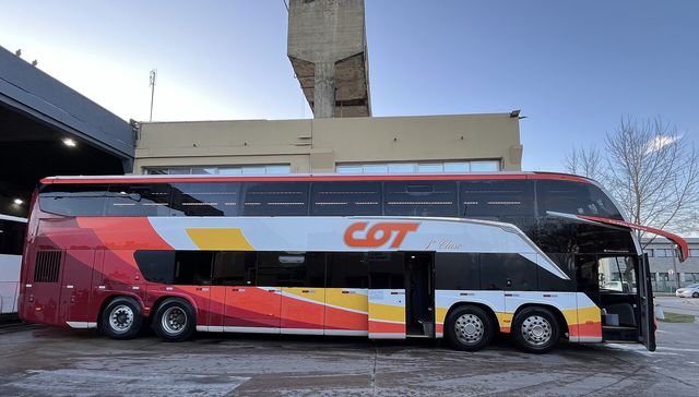 Cambio de firma: una compañía argentina compró la empresa de transportes COT
