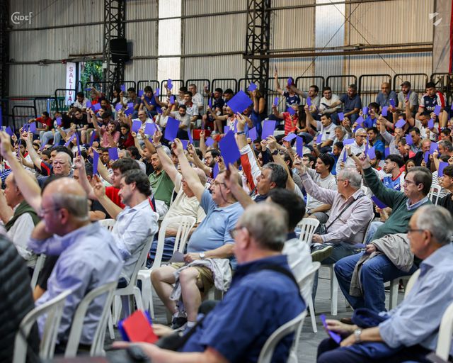 Nacional En Un Hecho In Dito Socios Desaprobaron La Memoria Por