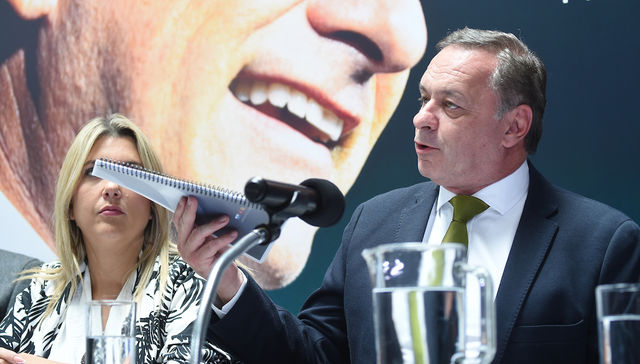 Escribe Luis Calabria