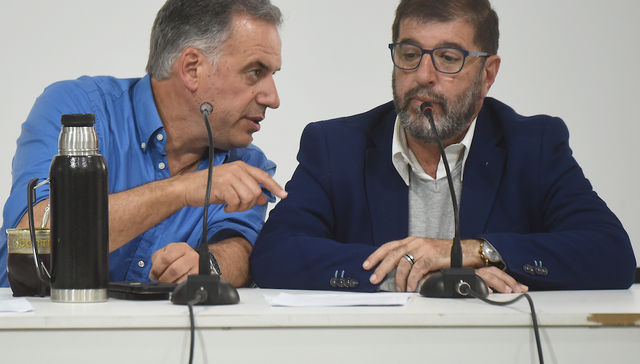 De su consideración