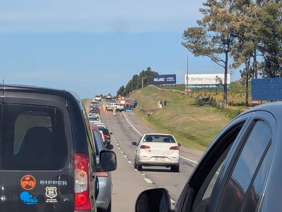 Así se veía la ruta al momento del accidente. Foto: Montevideo Portal.