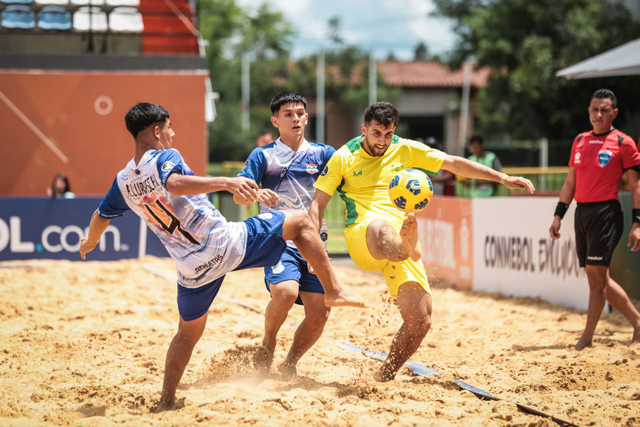 Cerrito ante San Antonio de Paraguay, el campeón de la edición 2023. Foto: CONMEBOL Staff Images