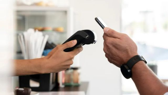 Apple Pay llegó a Uruguay: cómo funciona y qué se necesita para poder usarlo