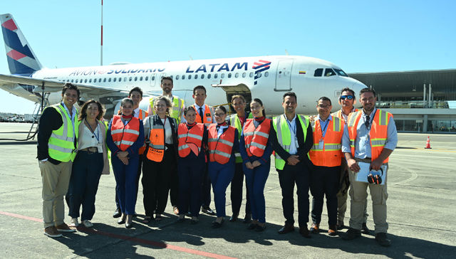 El aeropuerto de Punta del Este recibió primer vuelo de Latam desde Santiago de Chile