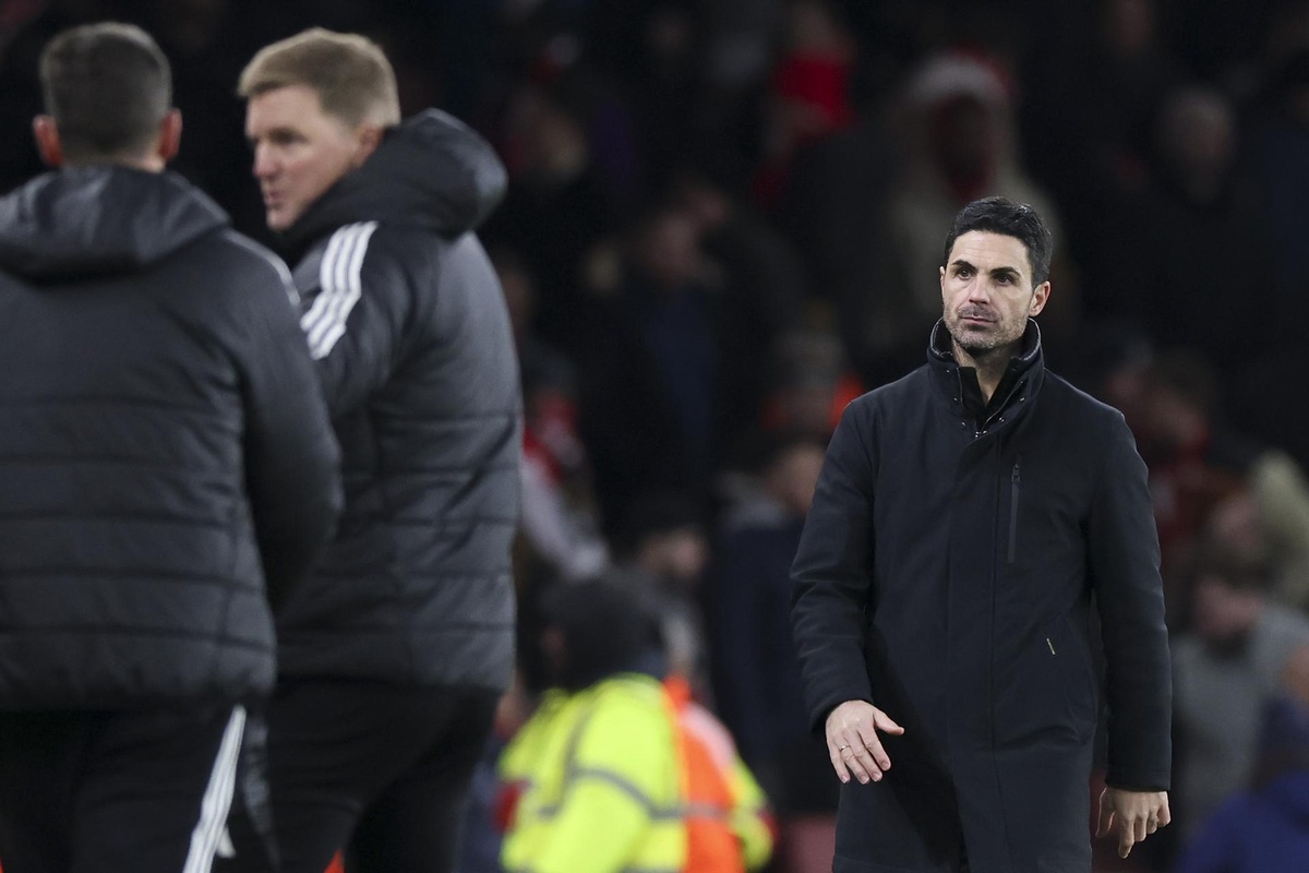 DT del Arsenal se quejó de la pelota tras una derrota y las autoridades ...