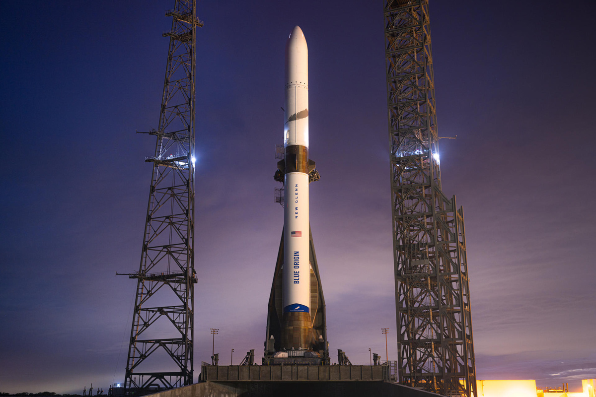 NASA elogia a Blue Origin pero estudia cohetes alternativos tras la explosión de New Glenn
