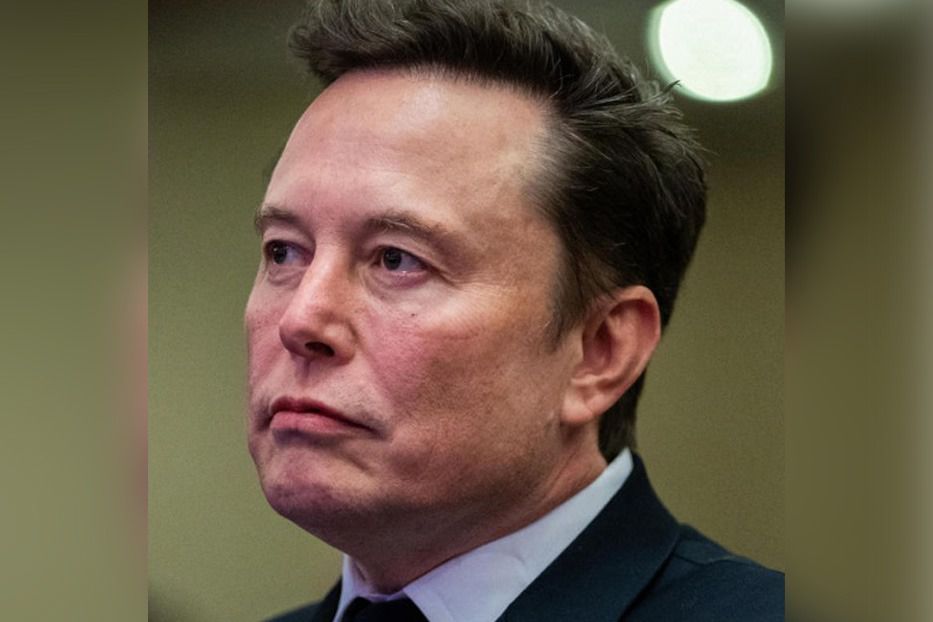 Elon Musk dijo en un mail a sus empleados que X está económicamente “en un punto muerto”