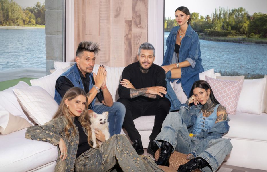 Buenas noches, América