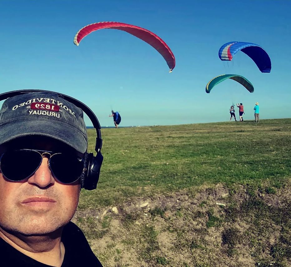 Su música suena todavía