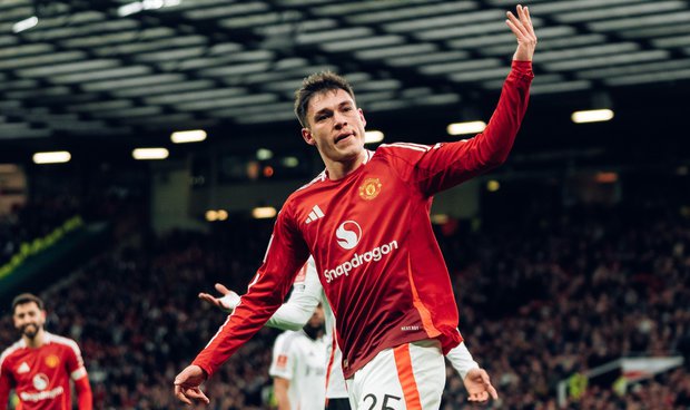 Dos leyendas del Manchester United fueron contundentes sobre la situación de Manuel Ugarte