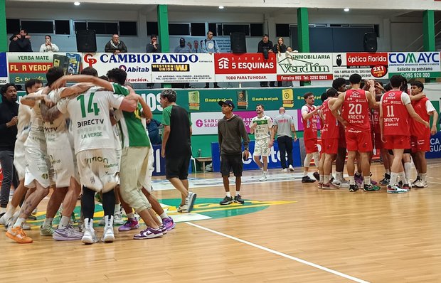 Celebra Urupan y lo sufre Trouville. Foto: FútbolUy