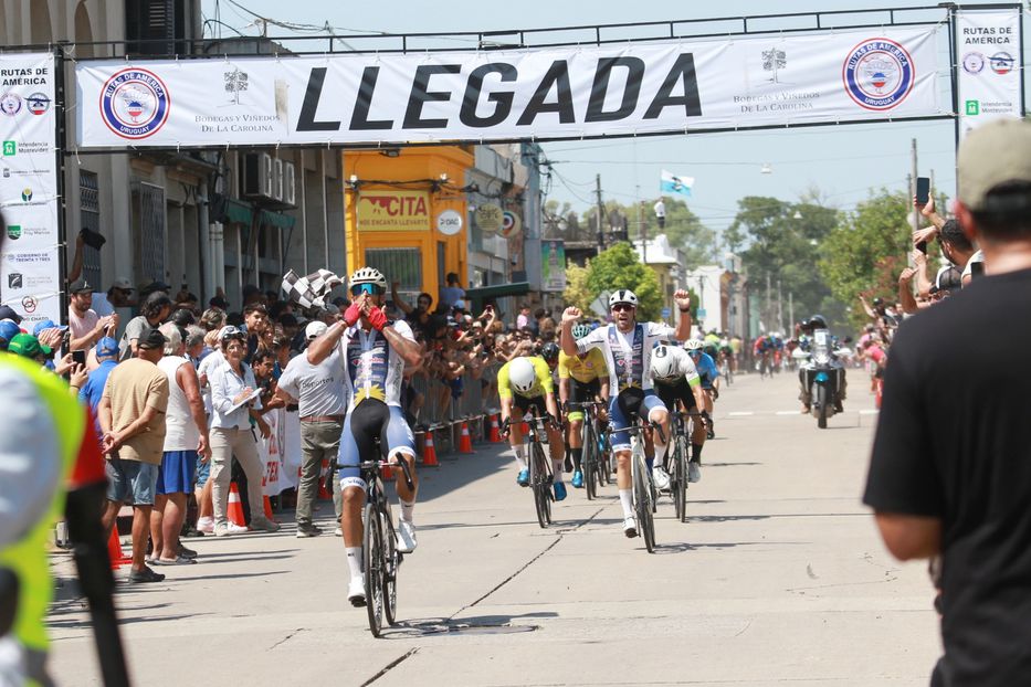 A todo pedal
