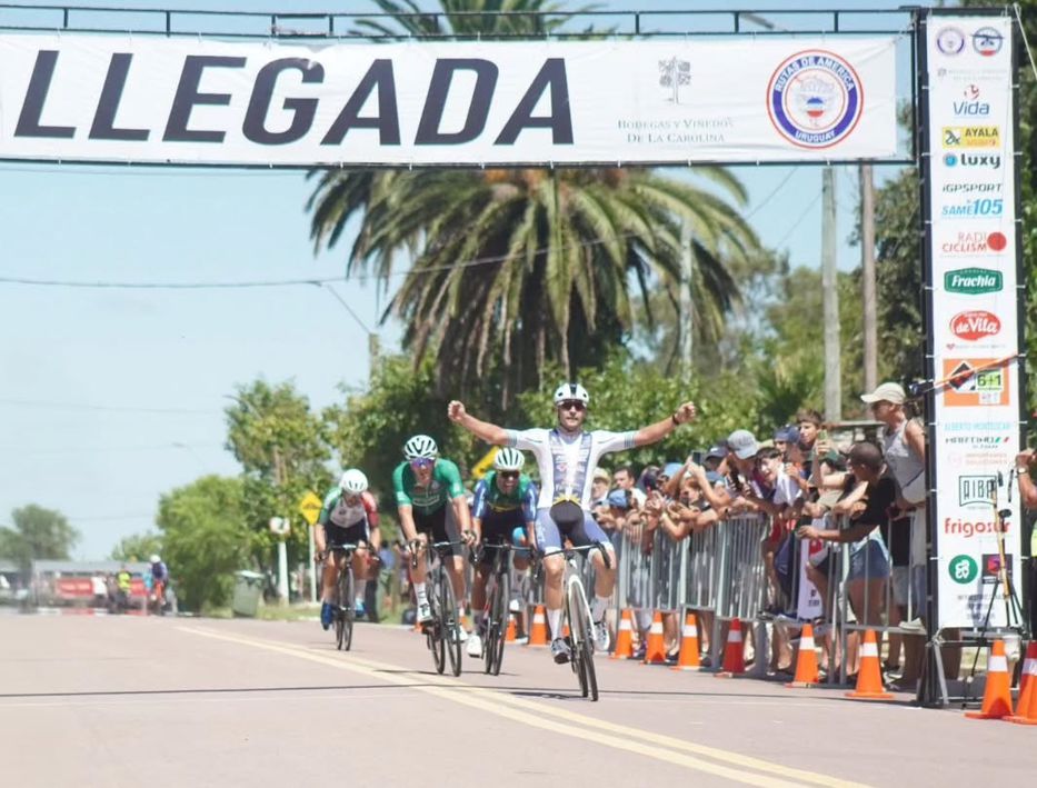 Anda volando