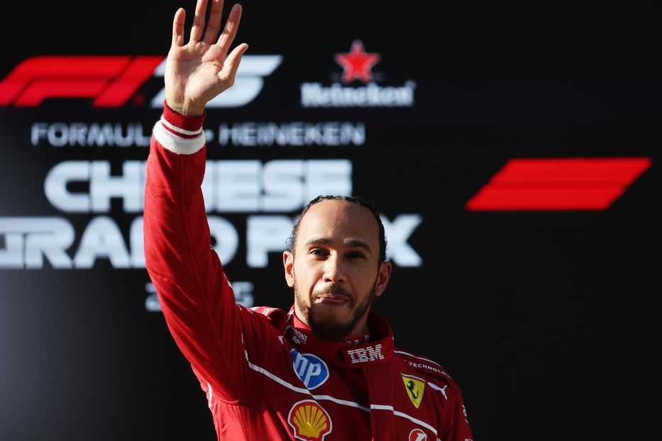 Lewis tá feliz