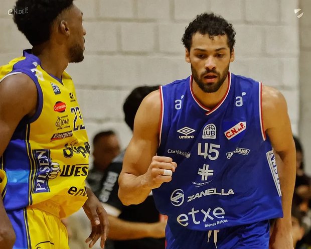 Foto: @CNdeFbasketball