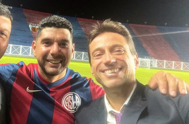 Moretti junto a Ortigoza. Foto: @moretti_cuervo