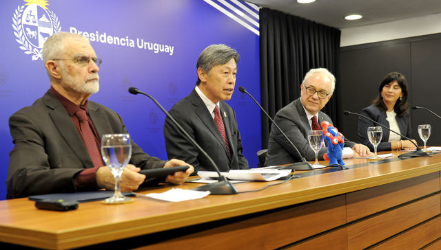 Dos orientales