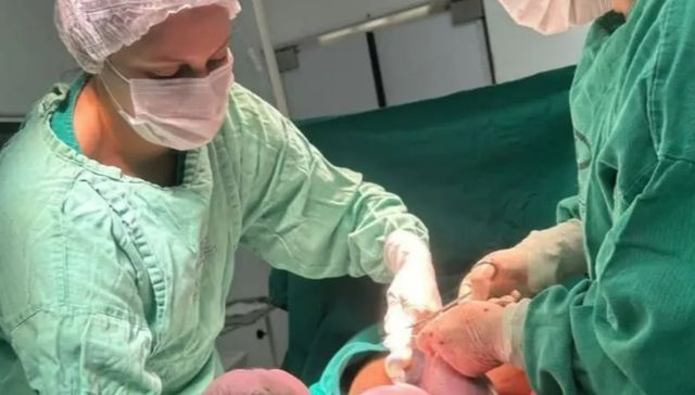 Muchos panes bajo el brazo