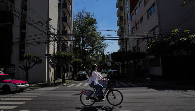 POR THE NEW YORK TIMES