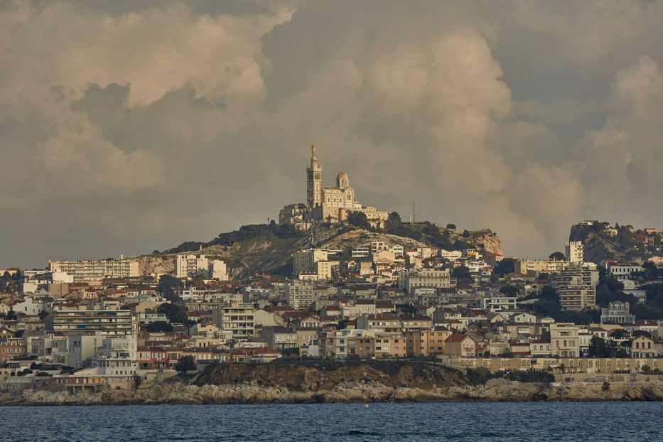 POR THE NEW YORK TIMES