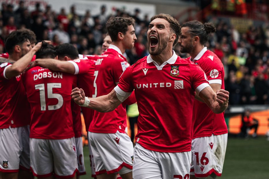 De la mano de Deadpool